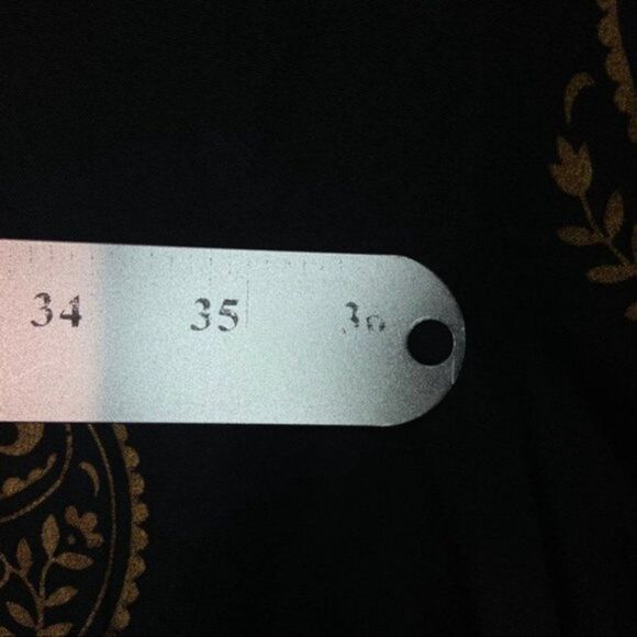 Cover Up Black w Gold Floral Medallion Cover OSFM Y - Picture 5 of 12